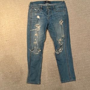 Hollister boyfriend jeans. Size 26